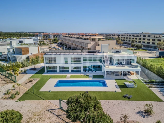 Moradia T5 para Venda em Quarteira Foto 60