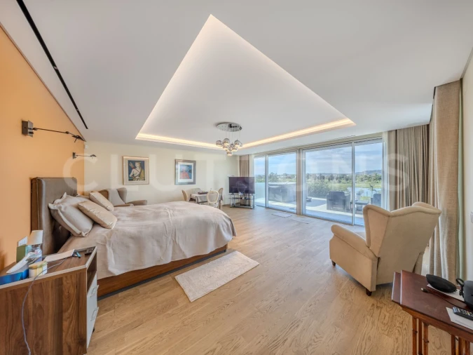 Moradia T5 para Venda em Quarteira Foto 21