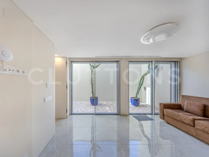 Moradia T5 para Venda em Quarteira Foto 45