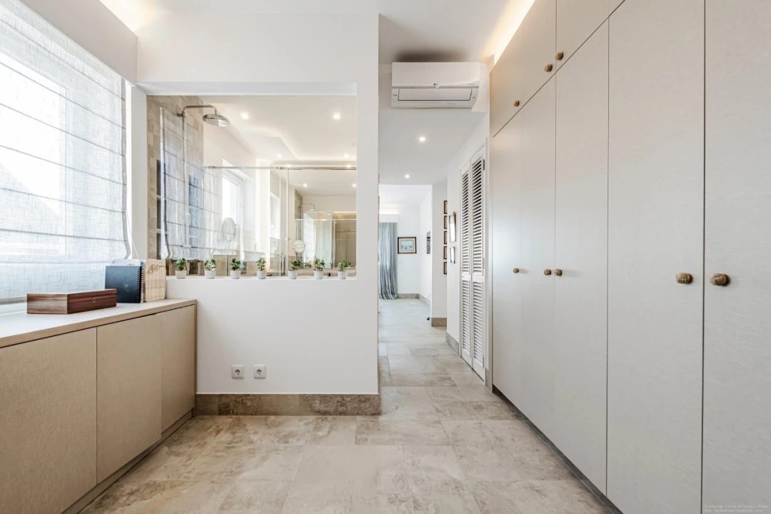 Apartamento T4 para Venda em Carcavelos e Parede Foto 23