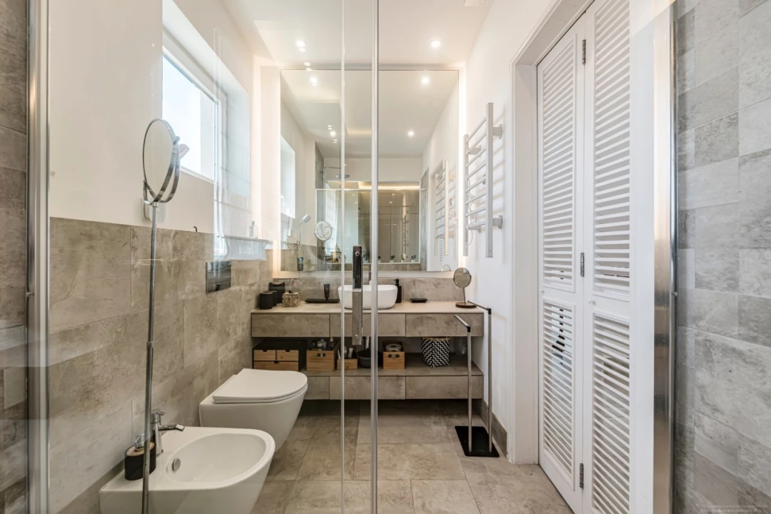 Apartamento T4 para Venda em Carcavelos e Parede Foto 22