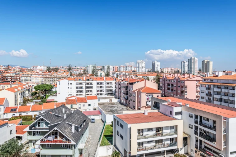 Apartamento T4 para Venda em Carcavelos e Parede Foto 28