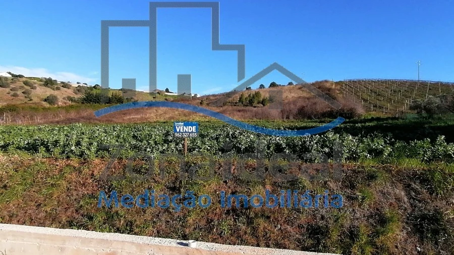 Terreno para Venda em Olhalvo