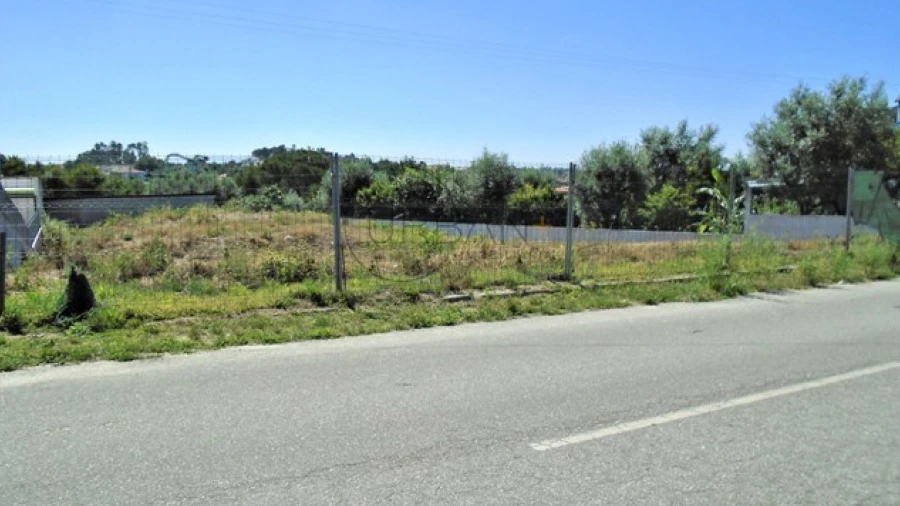 Terreno para Venda em Faíl e Vila Chã de Sá