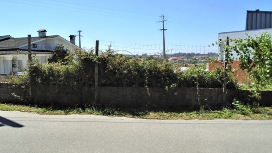 Terreno para Venda em Faíl e Vila Chã de Sá