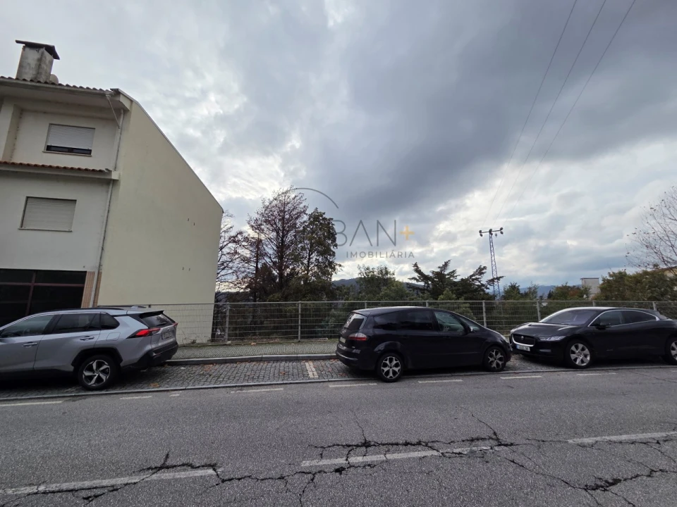 Terreno para Venda em Castro Daire Foto 7