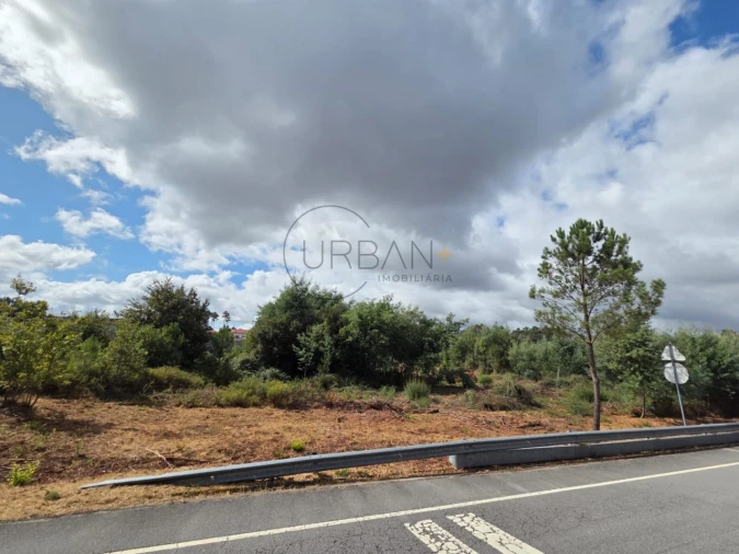 Terreno para Venda em Abraveses Foto 1