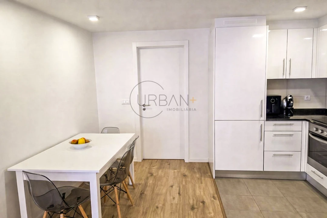 Apartamento T1 para Venda em Viseu Foto 5
