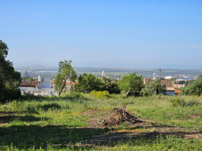 Terreno para Venda em Santa Barbara de Nexe Foto 2