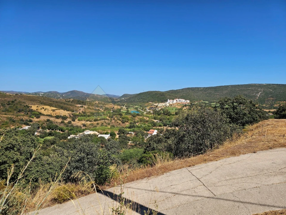 Terreno para Venda em Querença, Tôr e Benafim Foto 2