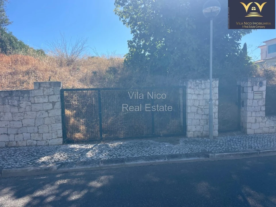 Terreno para Venda em Portimão Foto 1