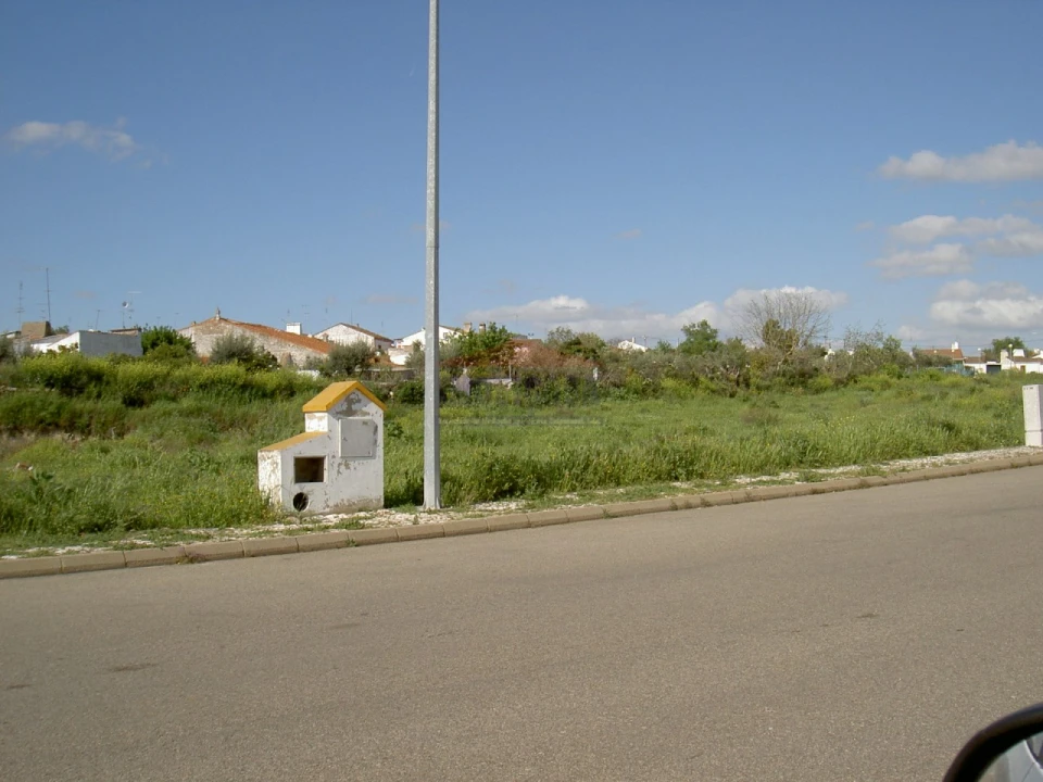 Terreno para Venda em Bencatel Foto 2