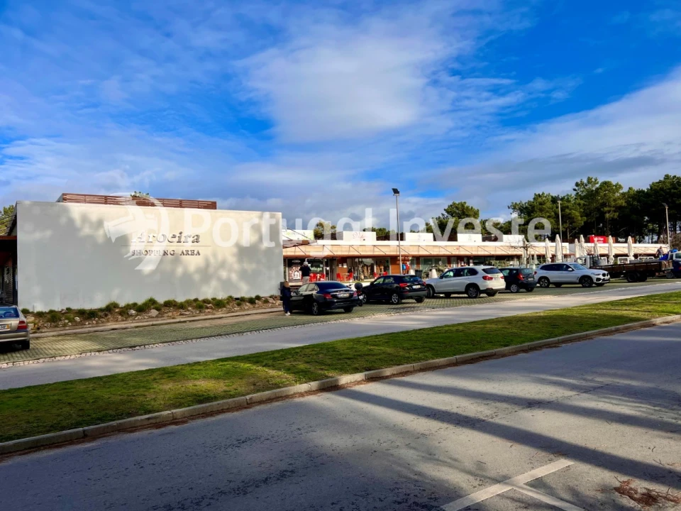 Terreno para Venda em Charneca de Caparica e Sobreda Foto 18