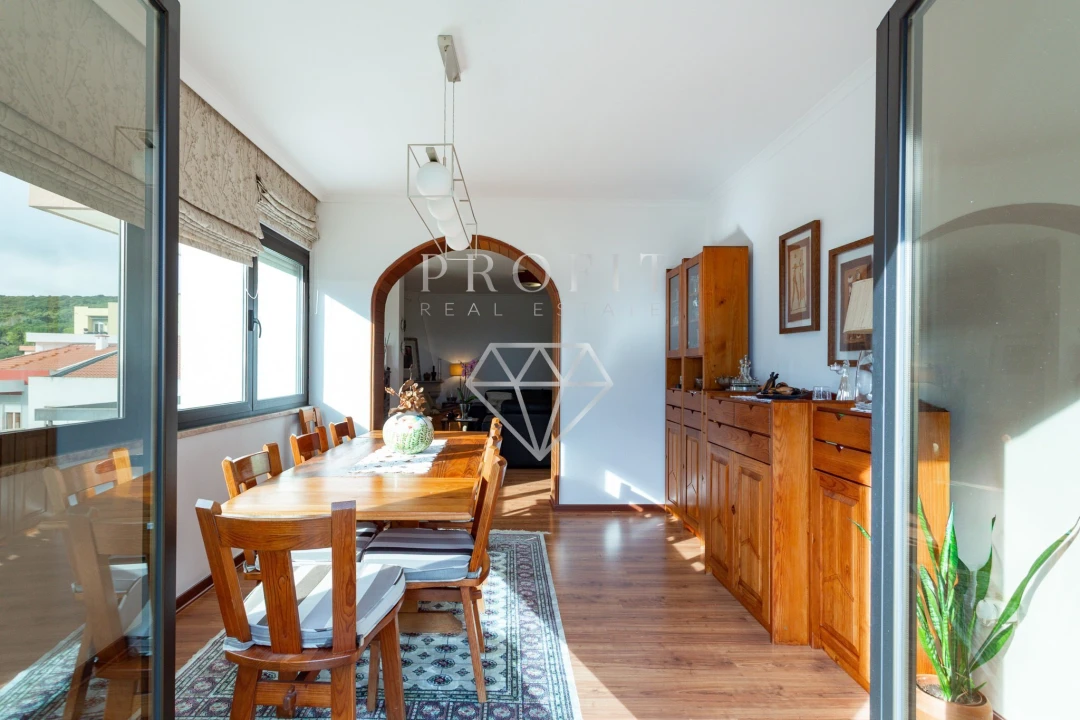 Apartamento T3 para Venda em Carnaxide e Queijas Foto 16