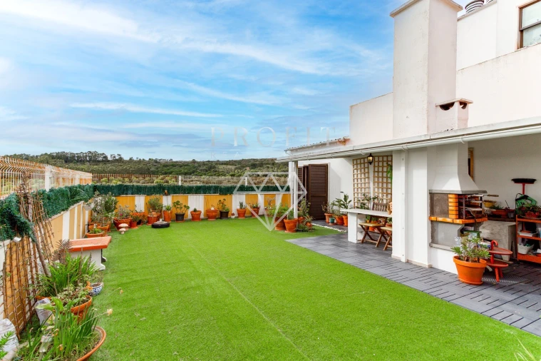 Apartamento T3 para Venda em Carnaxide e Queijas Foto 15