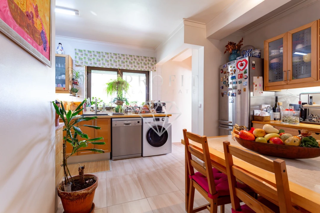 Apartamento T3 para Venda em Carnaxide e Queijas Foto 4