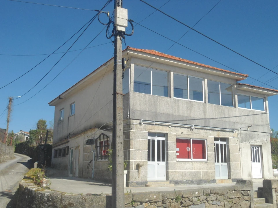 Moradia T3 para Venda em Covas Foto 3