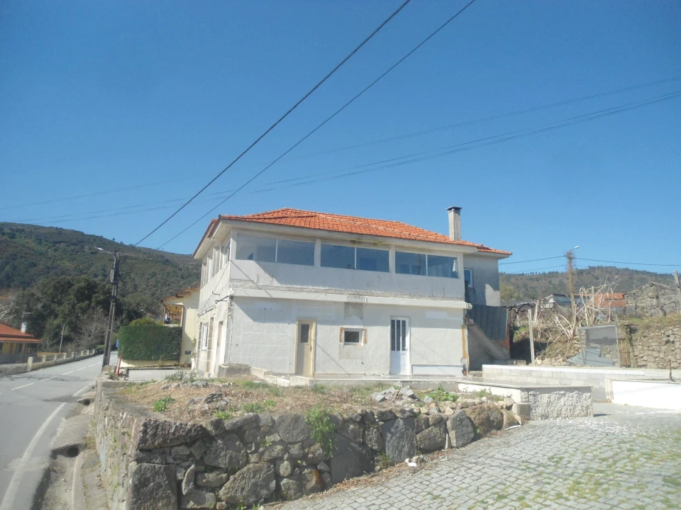 Moradia T3 para Venda em Covas Foto 6