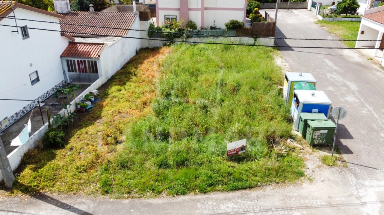 Terreno para Venda em Evora de Alcobaça Foto 1