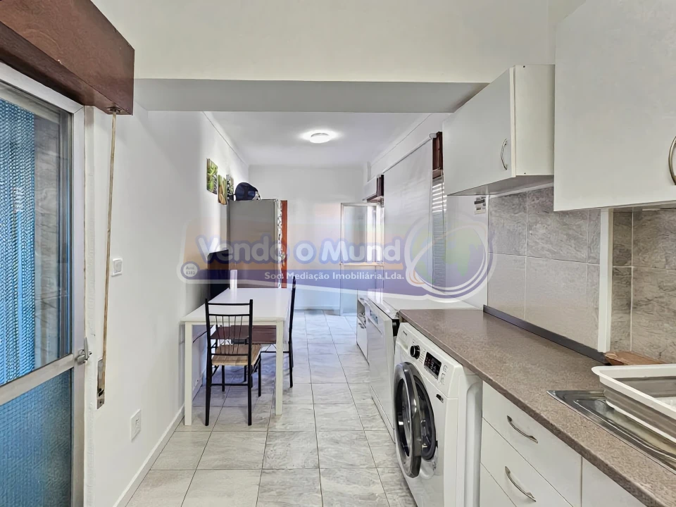 Apartamento T3 para Venda em Samora Correia Foto 3