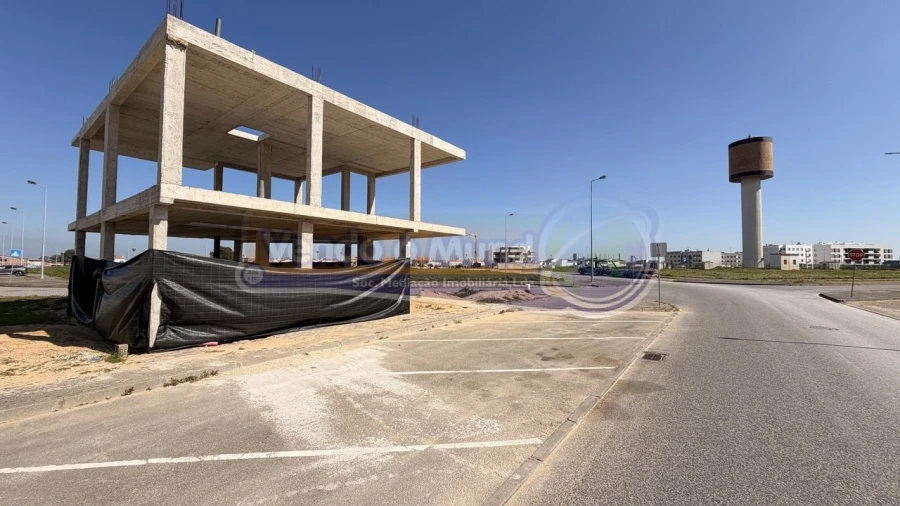 Terreno para Venda em Salvaterra de Magos e Foros de Salvaterra Foto 2