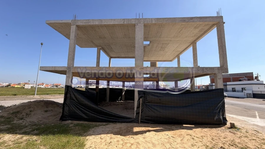 Terreno para Venda em Salvaterra de Magos e Foros de Salvaterra Foto 3