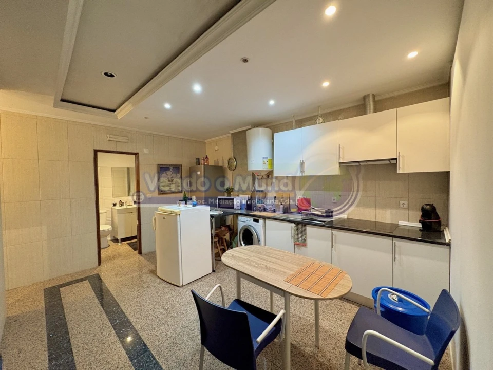 Apartamento T1 para Venda em Vila Franca de Xira Foto 7