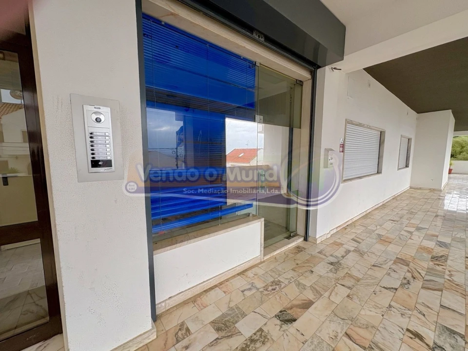 Apartamento T1 para Venda em Vila Franca de Xira Foto 18