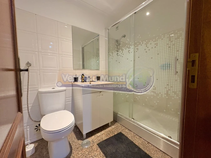 Apartamento T1 para Venda em Vila Franca de Xira Foto 10