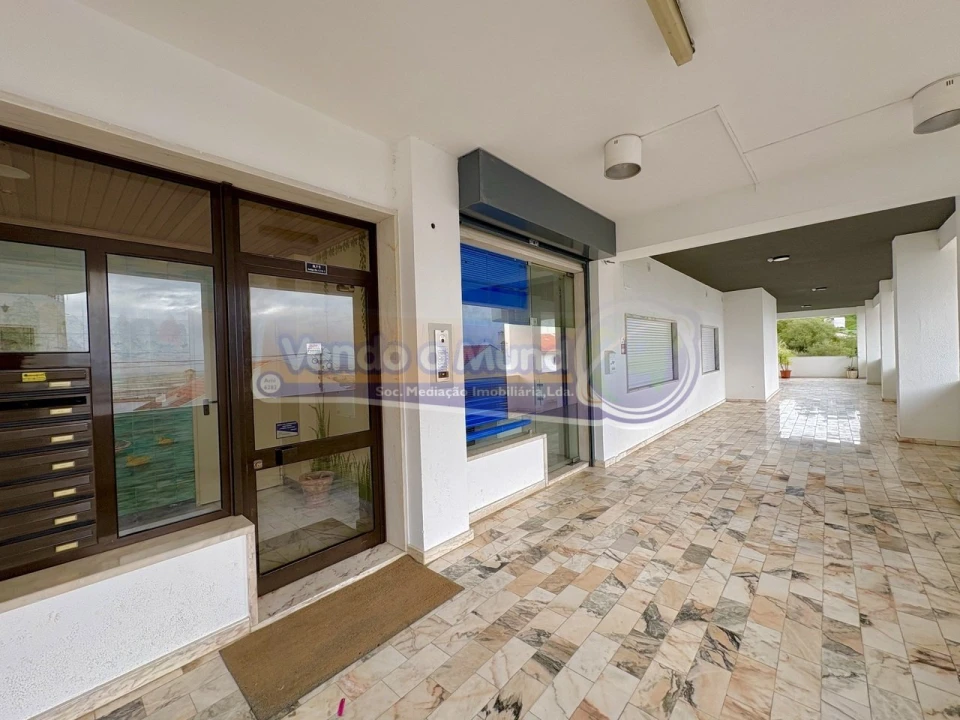 Apartamento T1 para Venda em Vila Franca de Xira Foto 19