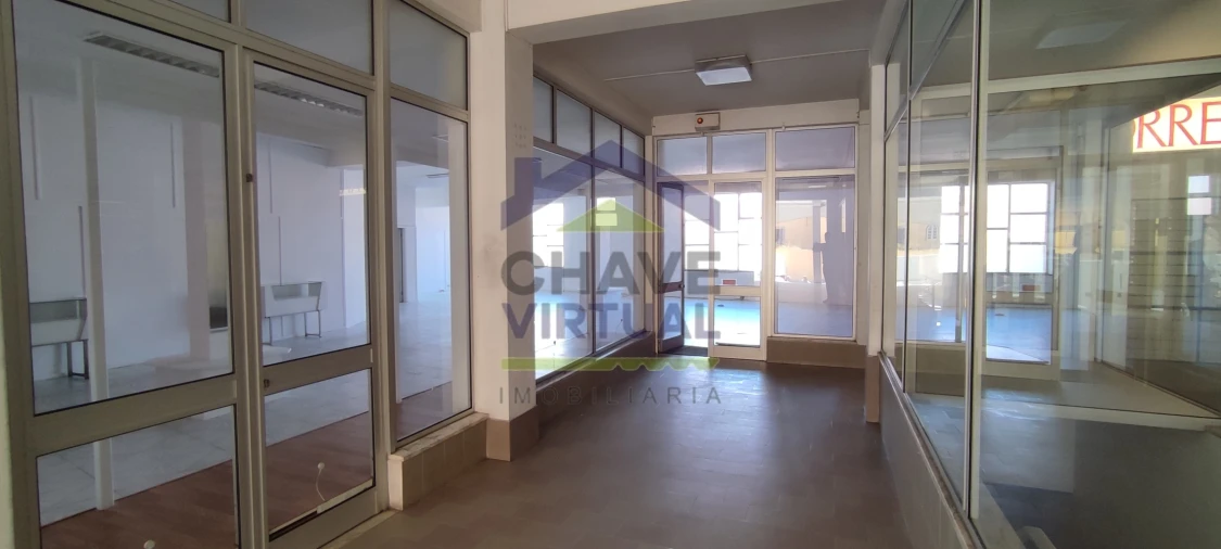 Loja para Venda em Bombarral e Vale Covo Foto 3