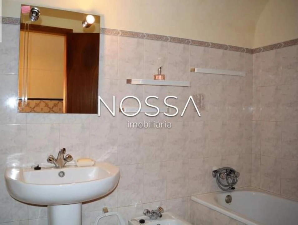 Moradia T4 para Venda em Santo Agostinho e São João Baptista e Santo Amador Foto 8