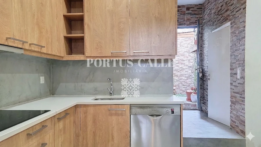 Moradia T2 para Venda em Cedofeita, Santo Ildefonso, Sé, Miragaia, São Nicolau e Vitória Foto 5