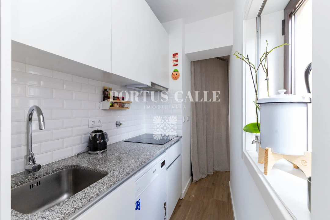 Apartamento para Venda em Cedofeita, Santo Ildefonso, Sé, Miragaia, São Nicolau e Vitória Foto 15