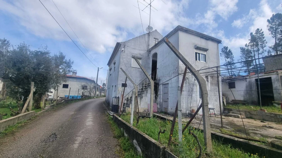 Moradia T3 para Venda em Sertã Foto 2