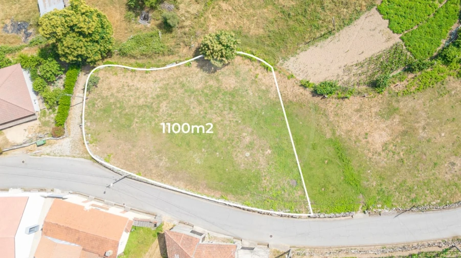Terreno para Venda em Soutelo de Aguiar Foto 2