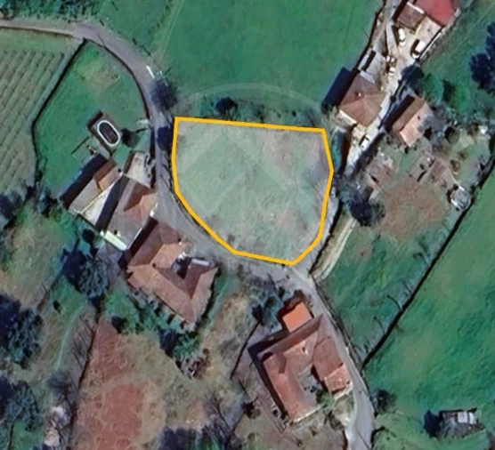 Terreno para Venda em Salvador e Santo Aleixo de Além-Tâmega Foto 1