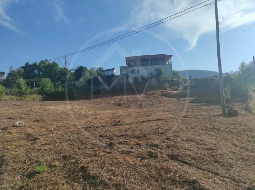 Terreno para Venda em Mondim de Basto Foto 4