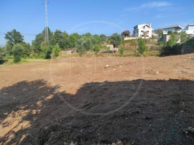 Terreno para Venda em Mondim de Basto Foto 2