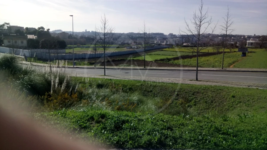 Terreno para Venda em Rio Tinto Foto 6