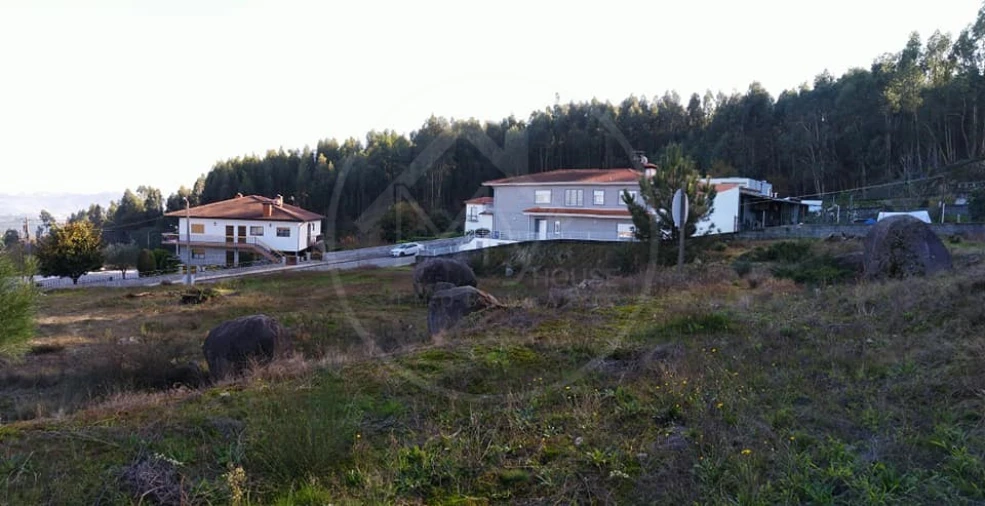 Terreno para Venda em Pedreira, Rande e Sernande Foto 5
