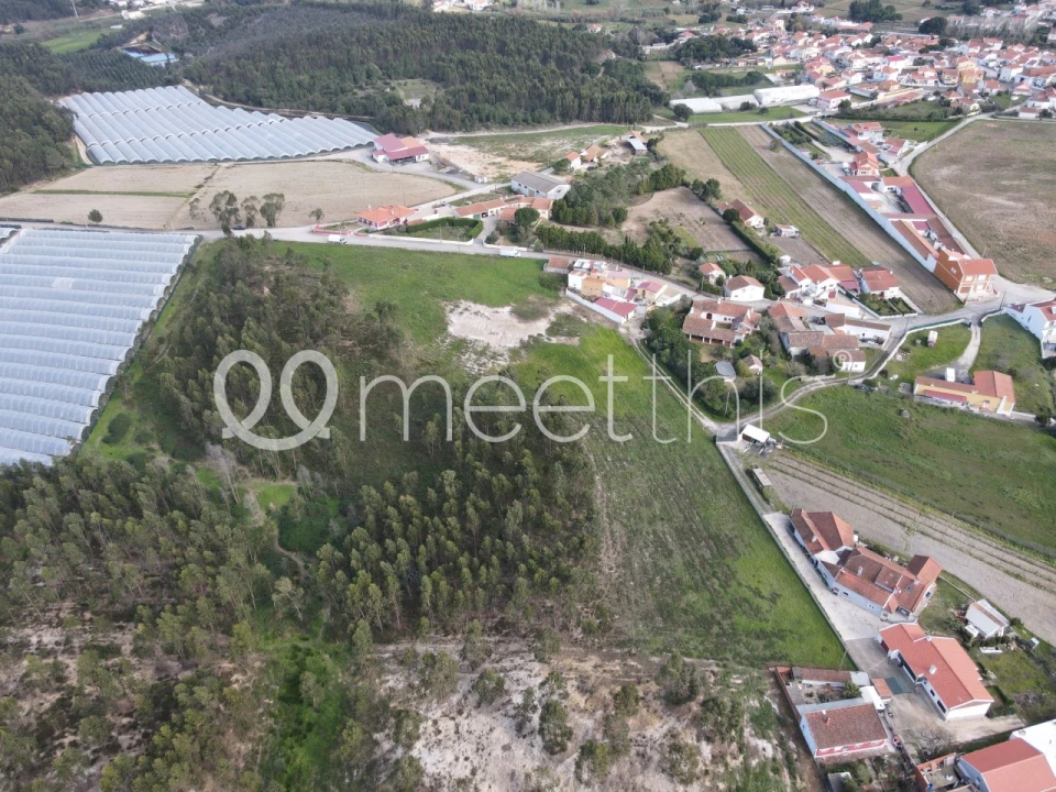 Terreno para Venda em Ramalhal Foto 2