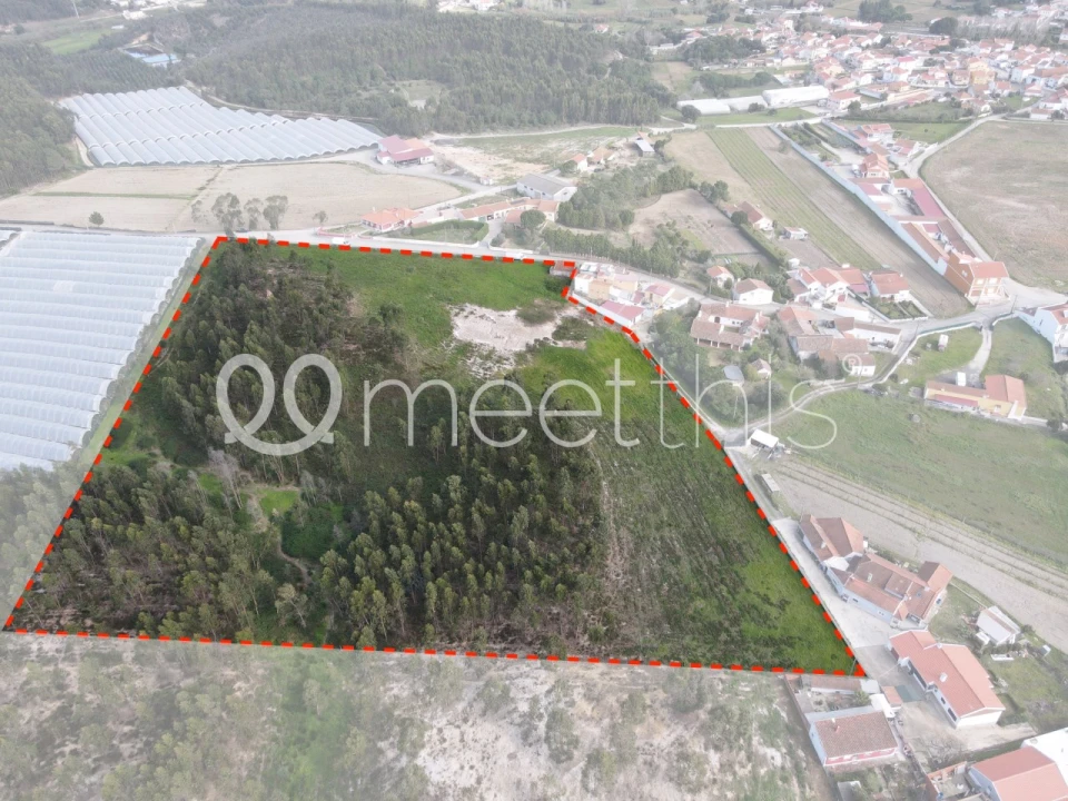 Terreno para Venda em Ramalhal Foto 1