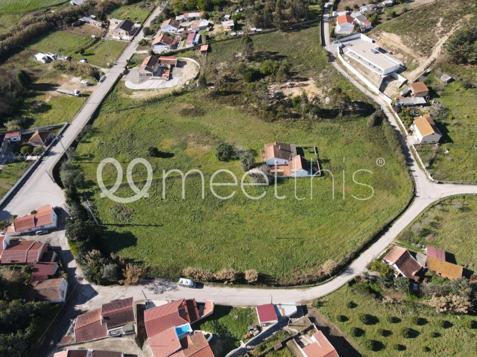 Terreno para Venda em Ramalhal Foto 6