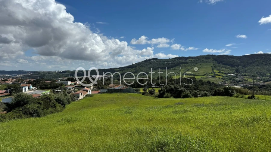 Terreno para Venda em Loures Foto 14