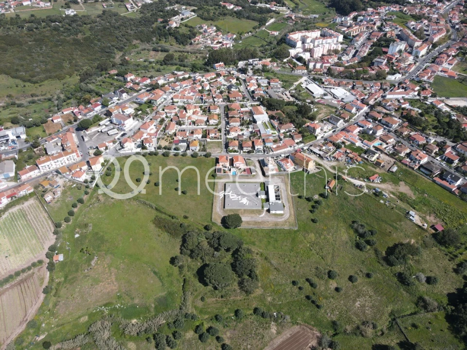 Terreno para Venda em Loures Foto 11