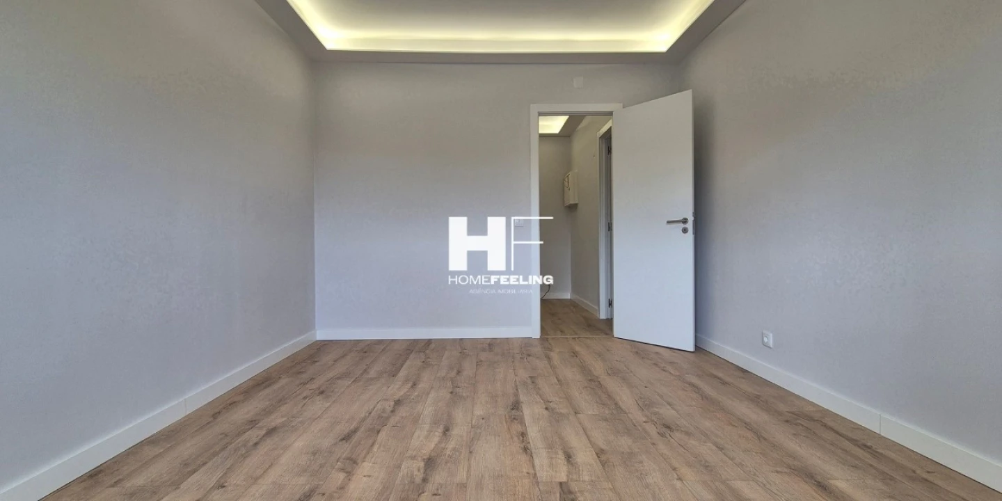 Apartamento T1 para Arrendamento em Carnide Foto 3