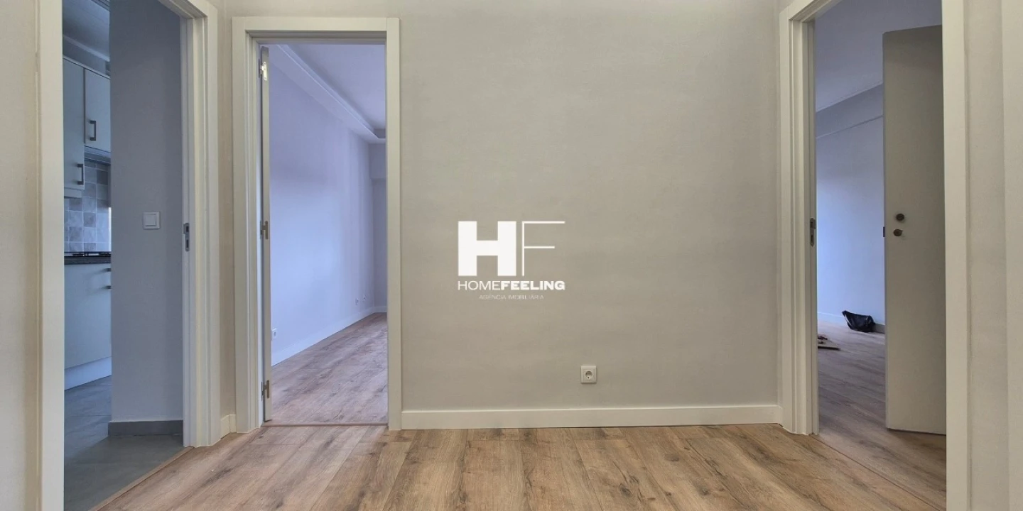 Apartamento T1 para Arrendamento em Carnide Foto 12