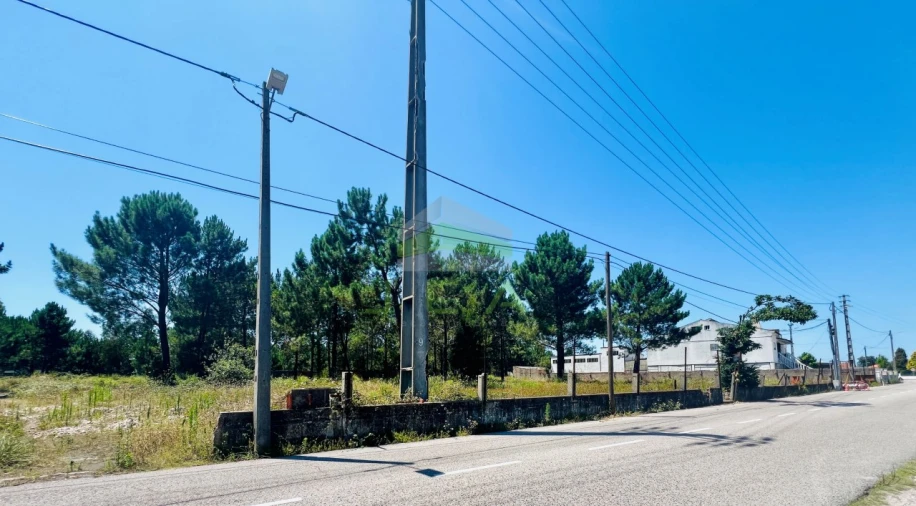 Terreno para Venda em Marinha Grande Foto 1