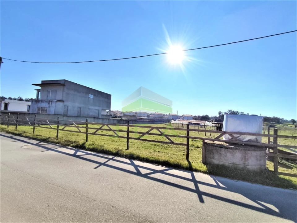 Terreno para Venda em Souto da Carpalhosa e Ortigosa Foto 3